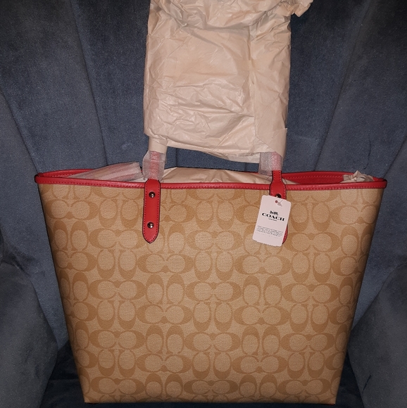 Coach Tote - Picture 2 of 9